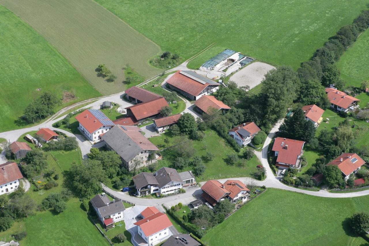 Alter Ziehbrunnen Hotel Bad Endorf Eksteriør billede