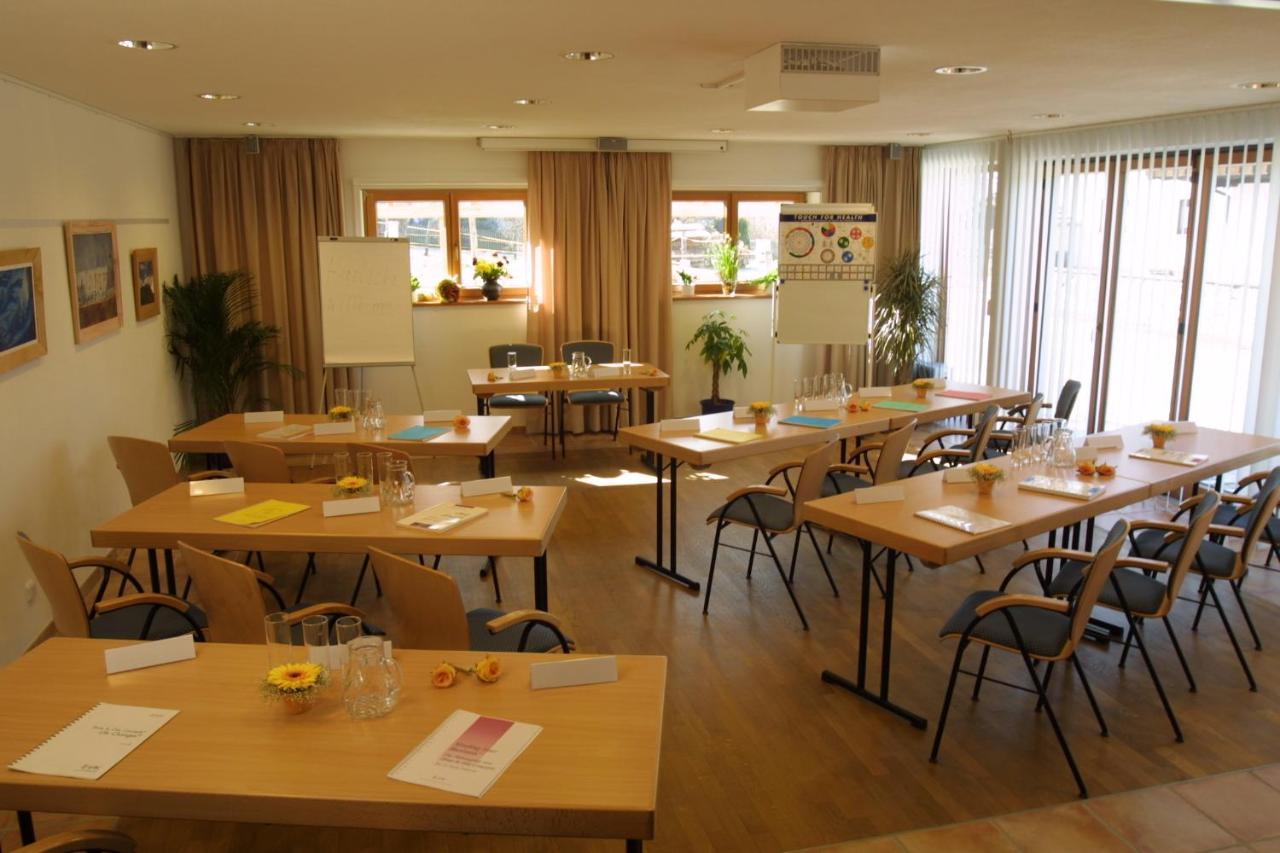 Alter Ziehbrunnen Hotel Bad Endorf Eksteriør billede