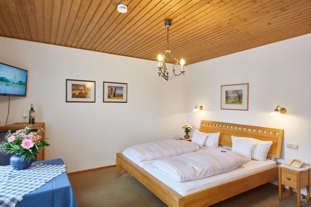 Alter Ziehbrunnen Hotel Bad Endorf Eksteriør billede