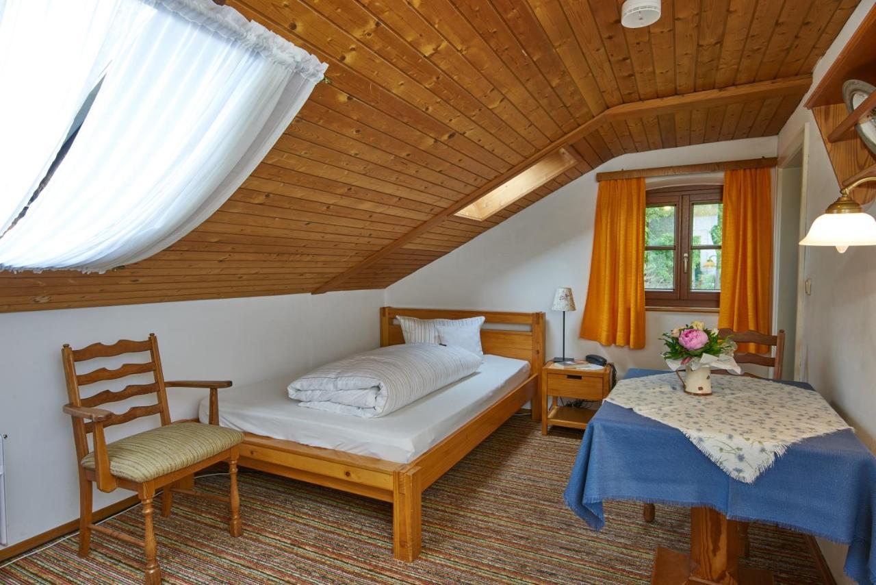 Alter Ziehbrunnen Hotel Bad Endorf Eksteriør billede